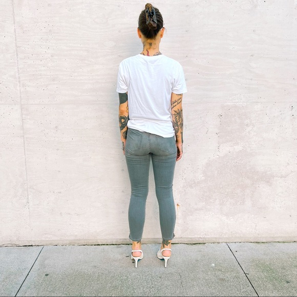 MADEWELL/Preowned Women’s Zip Ankle Mid Rise Skinny Stretch Jeans Grey Size 26 - Picture 6 of 11